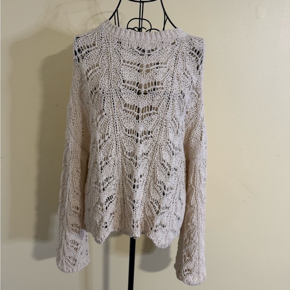 Zara Sweaters - Zara Crochet Knit Open Weave Scalloped Hem
Sweater in Ivory Size Medium